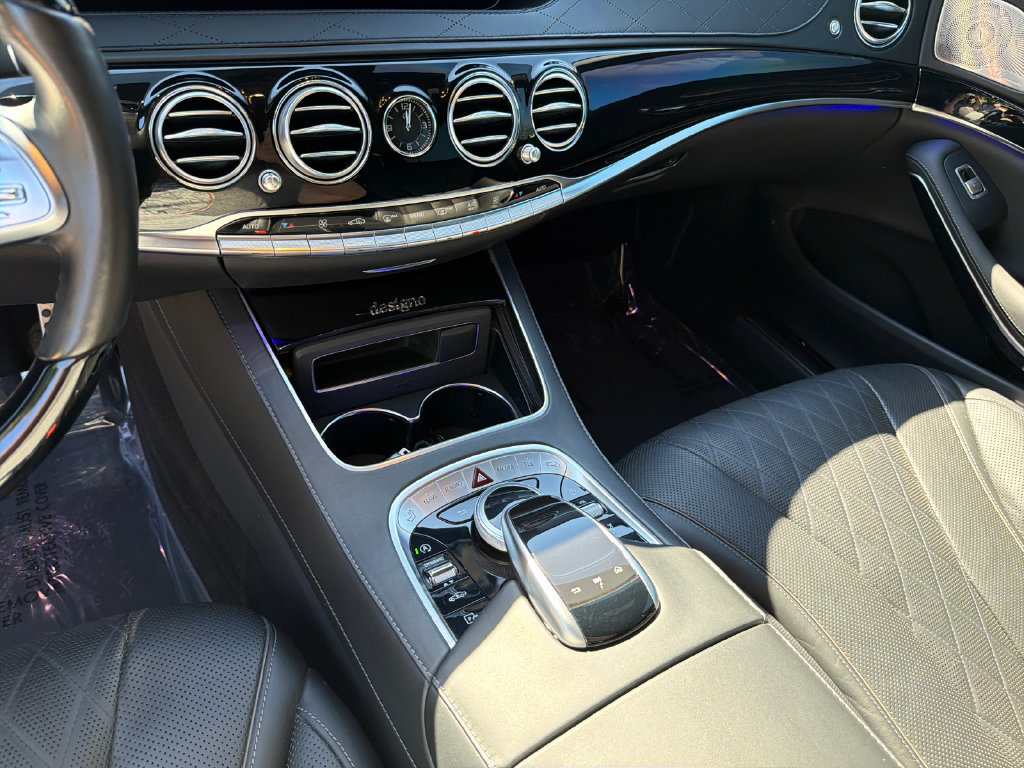 Used 2018 Mercedes-Benz S 560 Sedan w/ AMG Line Exterior image 30