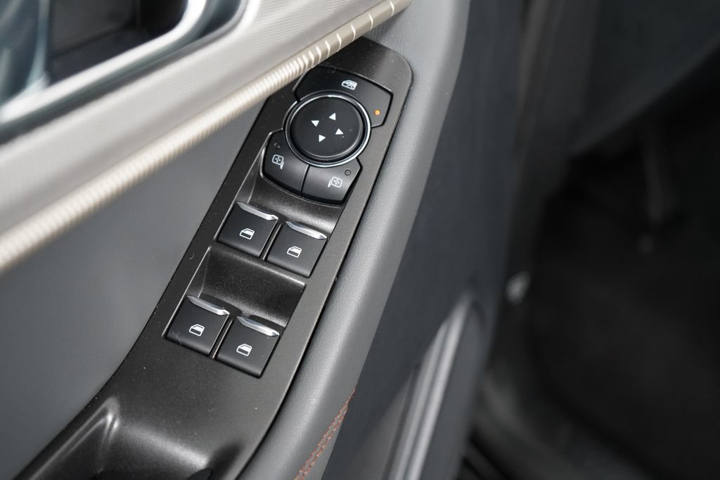 New 2026 Ford Explorer Active w/ Active Comfort Package AWD/4WD image 17