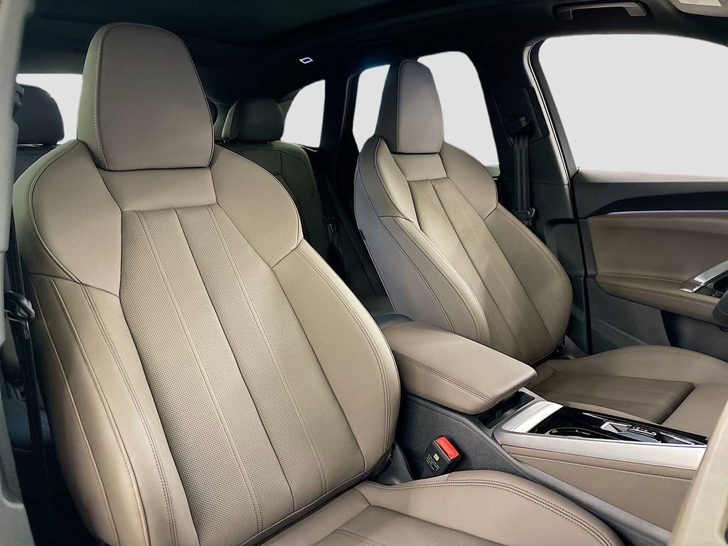 New 2025 Audi Q5 Premium Plus image 15