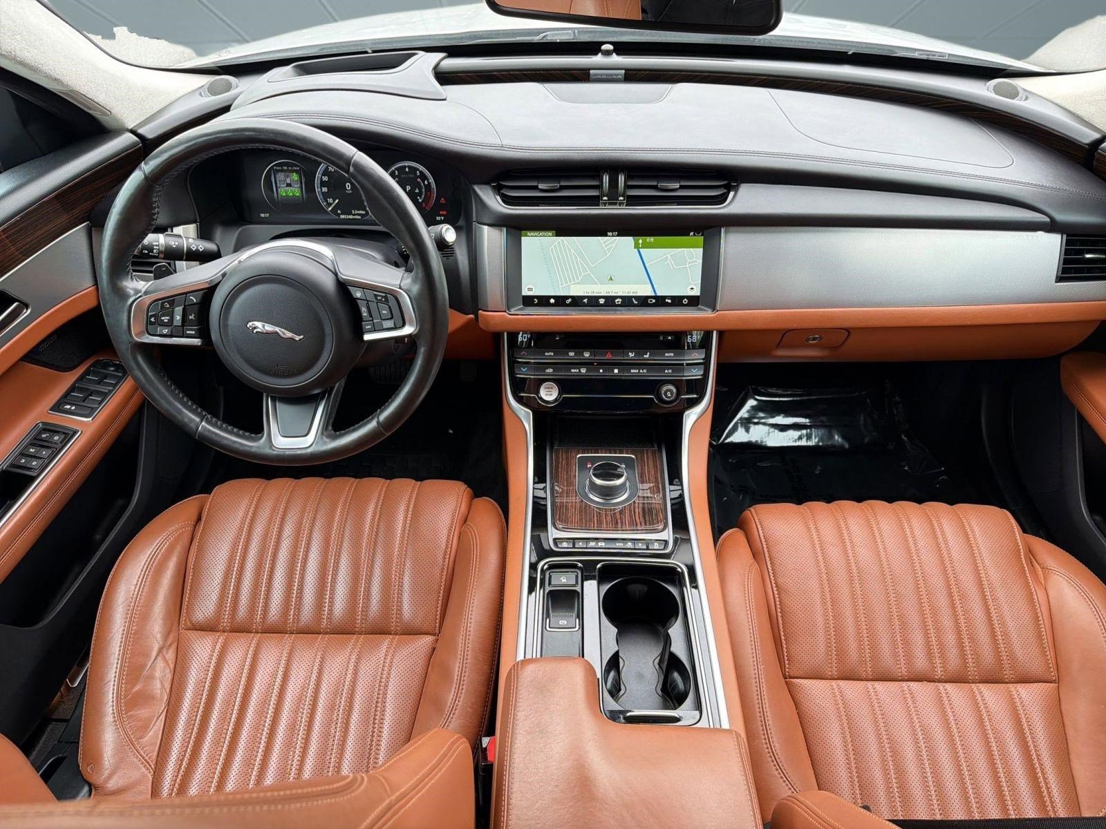 Used 2018 Jaguar XF Portfolio AWD/4WD image 15