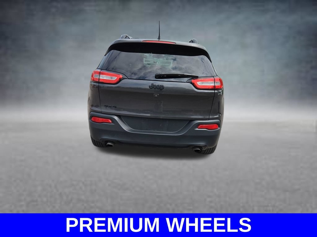 Used 2014 Jeep Cherokee Latitude w/ Comfort/Convenience Group AWD/4WD image 6