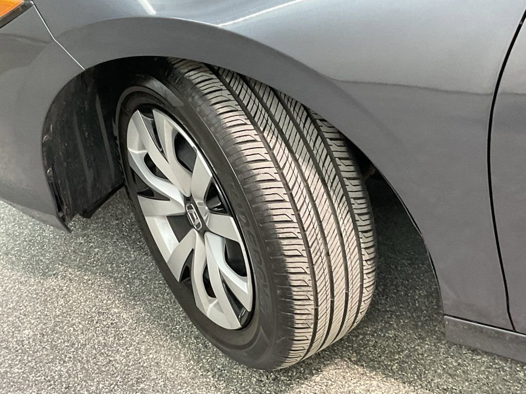 Used 2025 Honda Civic LX image 33