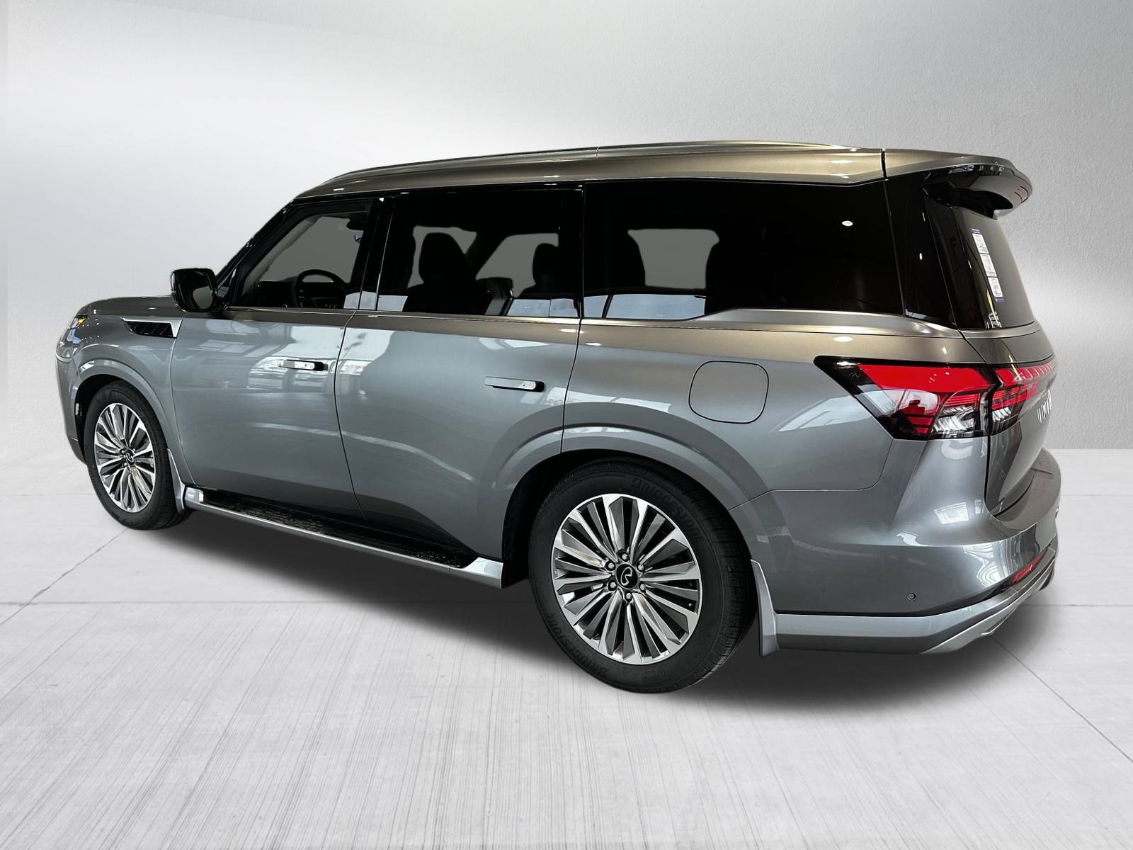 New 2026 INFINITI QX80 Luxe w/ Cargo Package image 3