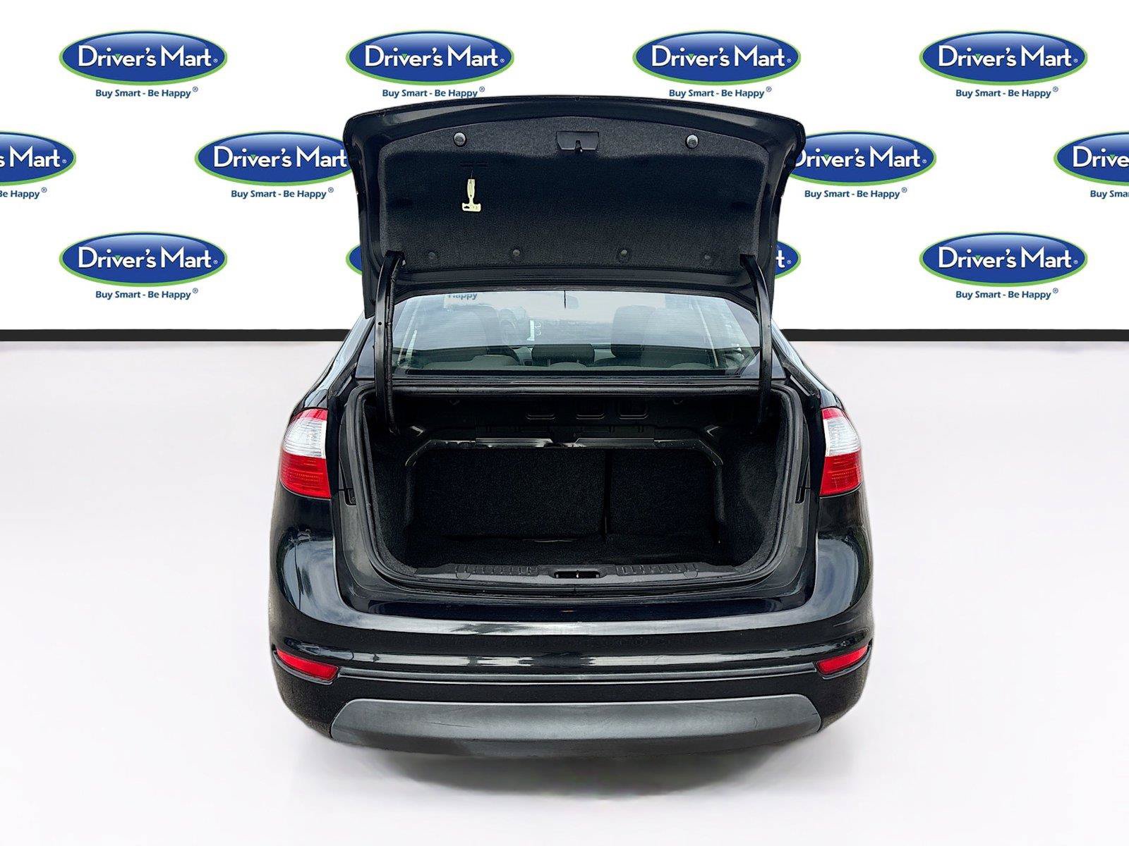 Used 2015 Ford Fiesta S FWD image 22