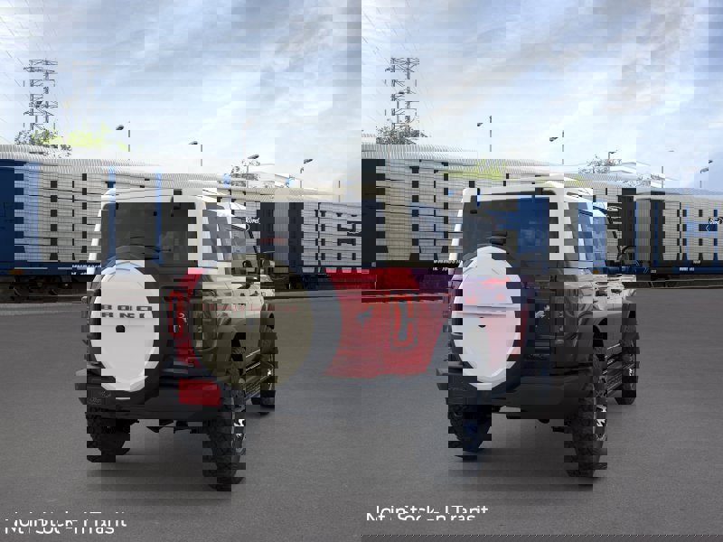 New 2026 Ford Bronco Outer Banks image 8