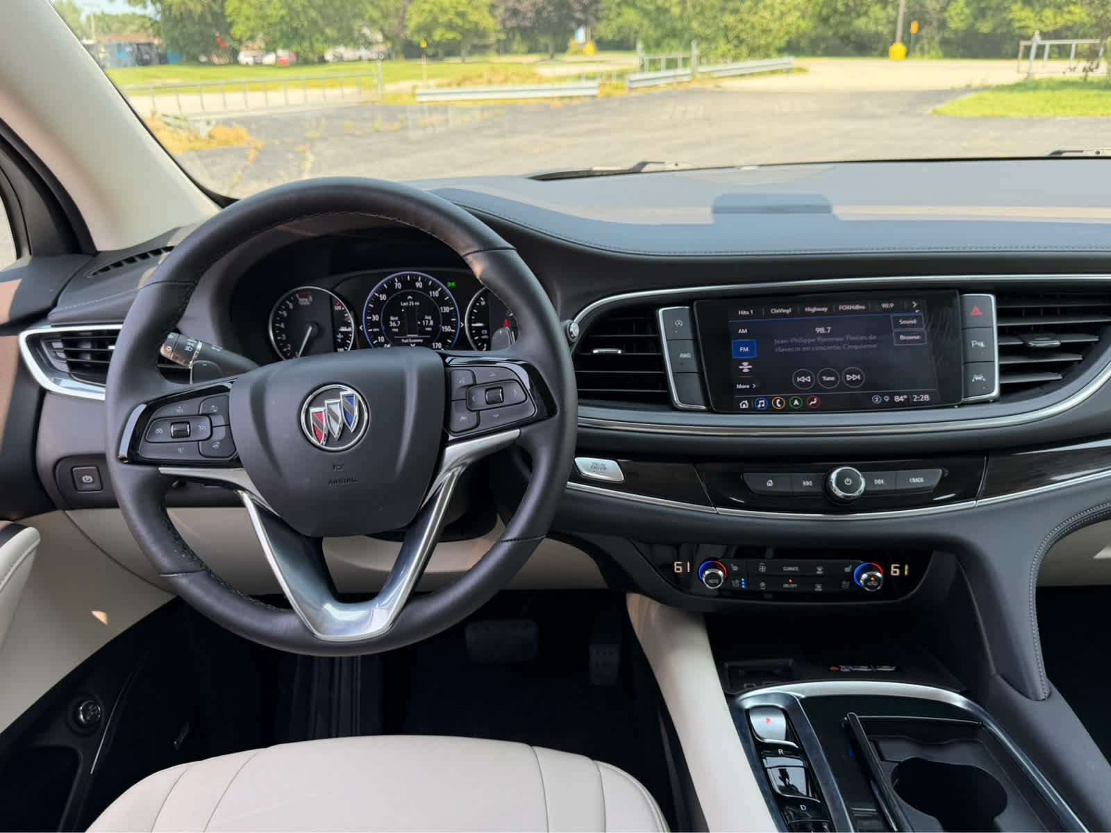 Used 2022 Buick Enclave Premium w/ Surround and Sites Package AWD/4WD image 22
