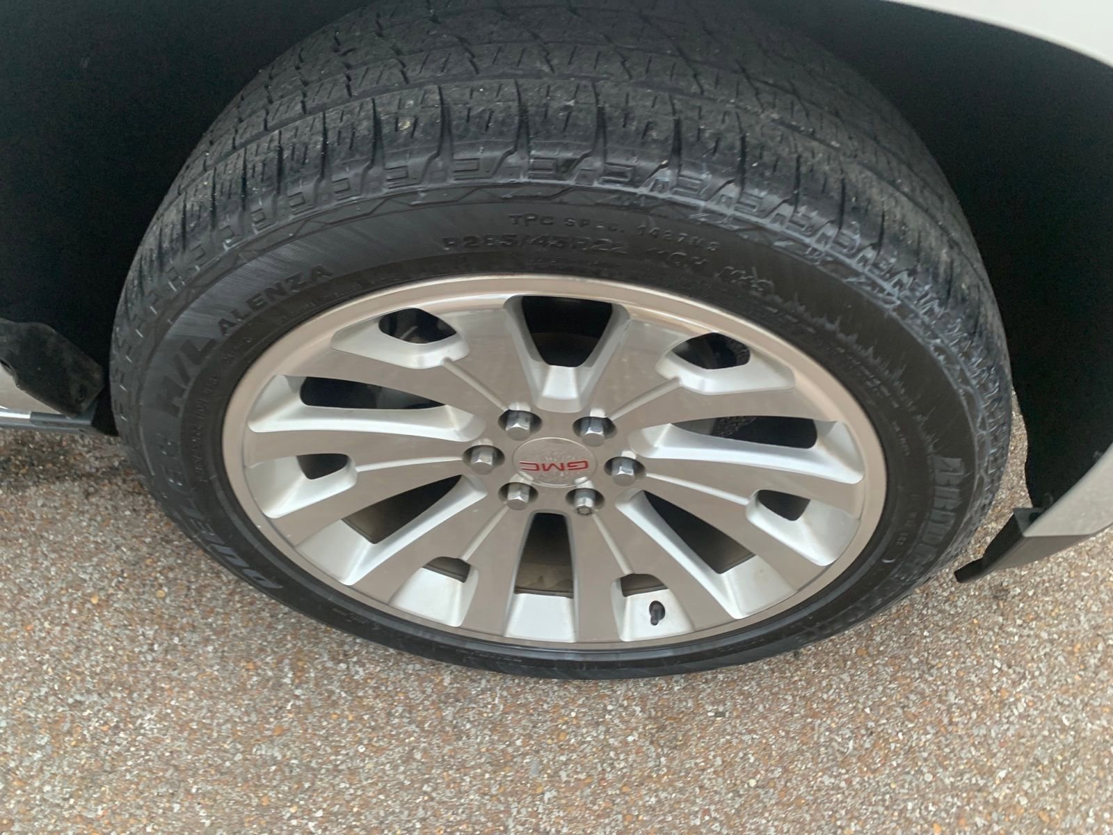 Used 2016 GMC Yukon XL Denali w/ Open Road Package image 10