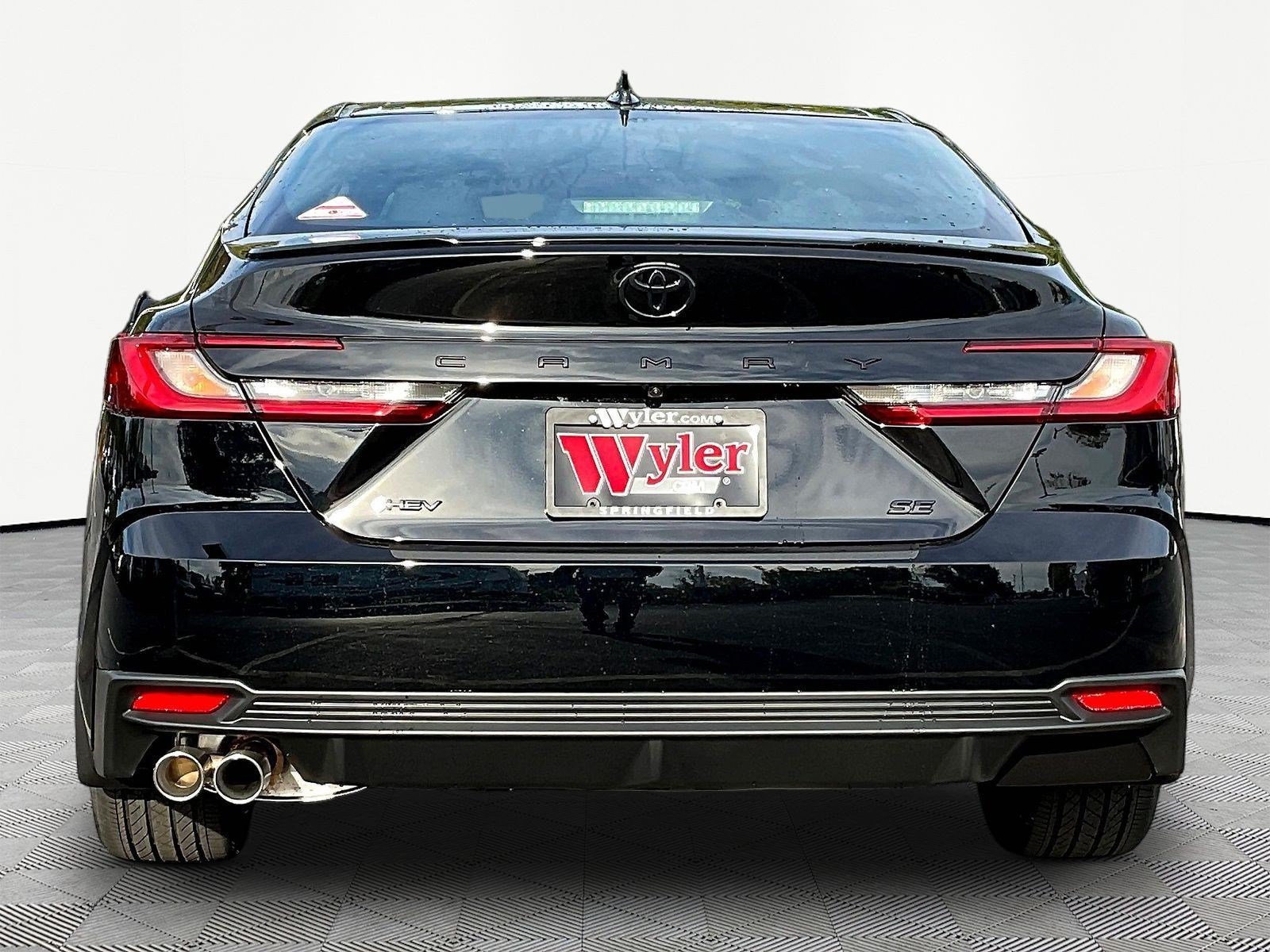 New 2026 Toyota Camry SE FWD image 5