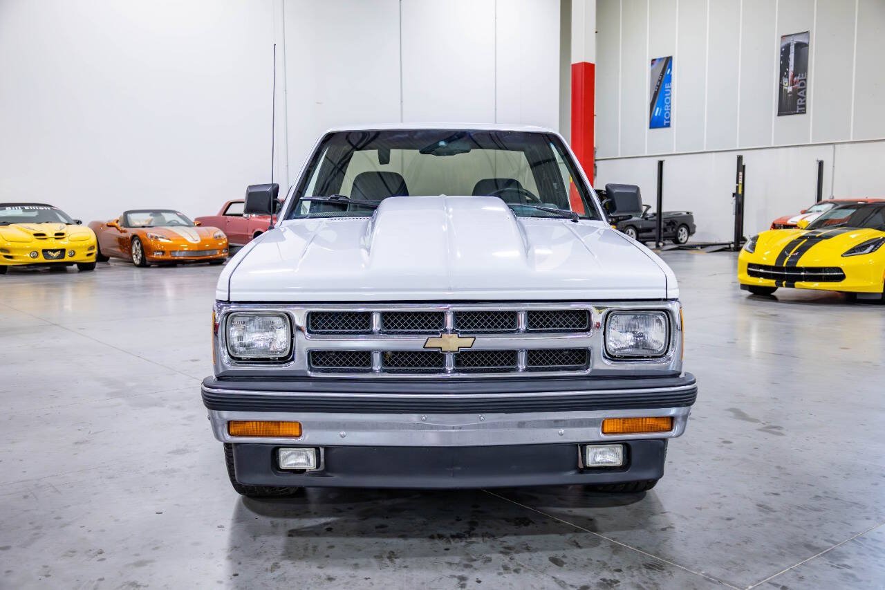 Used 1993 Chevrolet S10 Pickup 2WD Extended Cab image 10