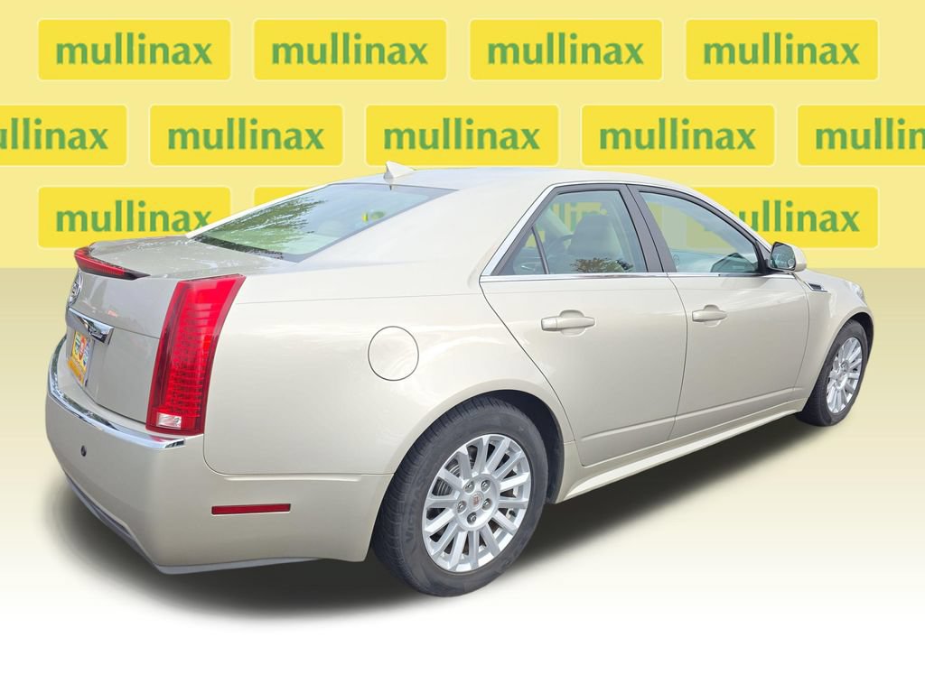 Used 2013 Cadillac CTS Luxury RWD image 3