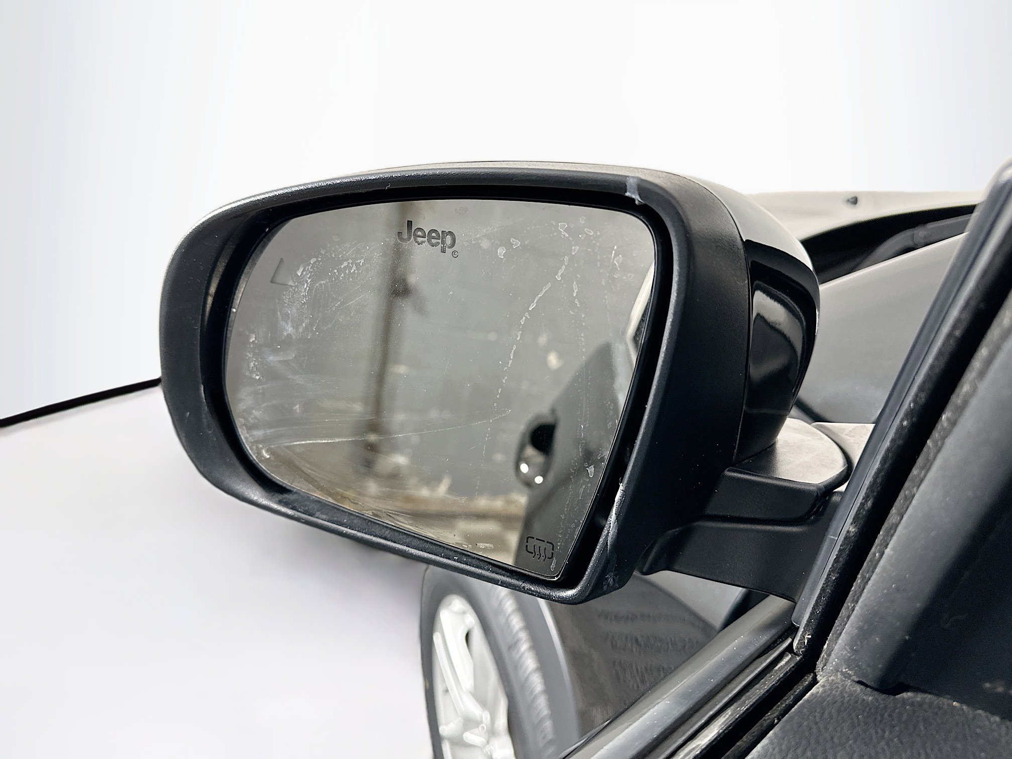 Used 2022 Jeep Compass Latitude w/ Sun and Sound Group image 16