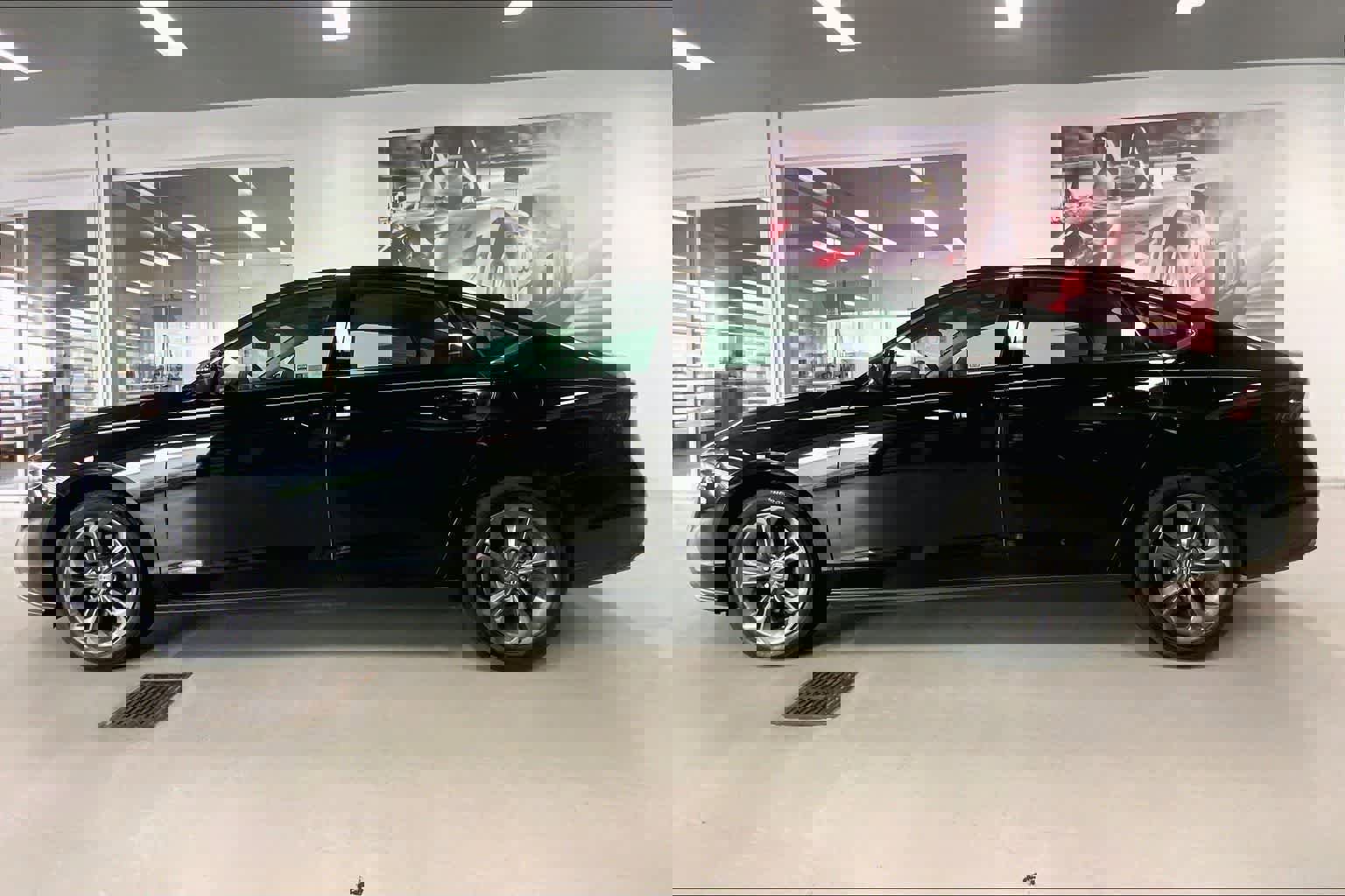 Used 2024 Honda Accord EX image 3