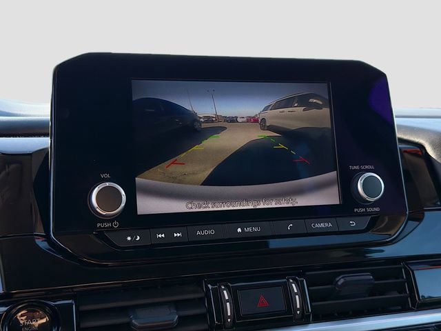 Used 2025 Nissan Pathfinder SV image 13