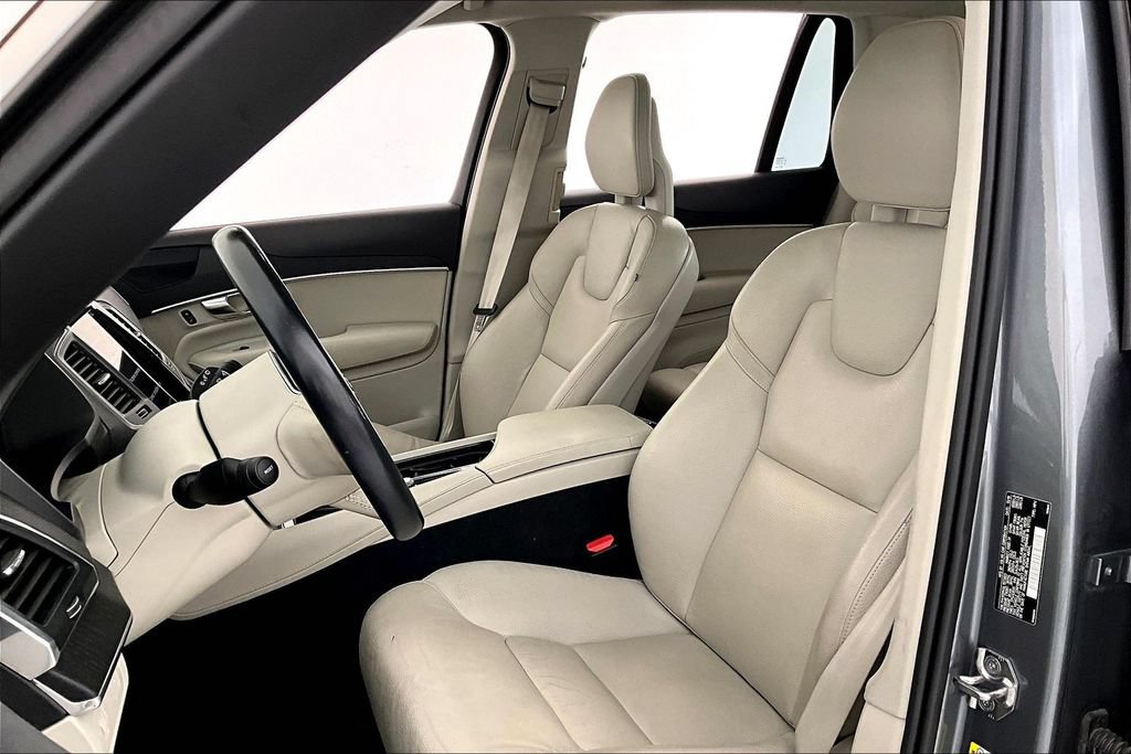Used 2020 Volvo XC90 T5 Momentum w/ Protection Package Premier AWD/4WD image 30