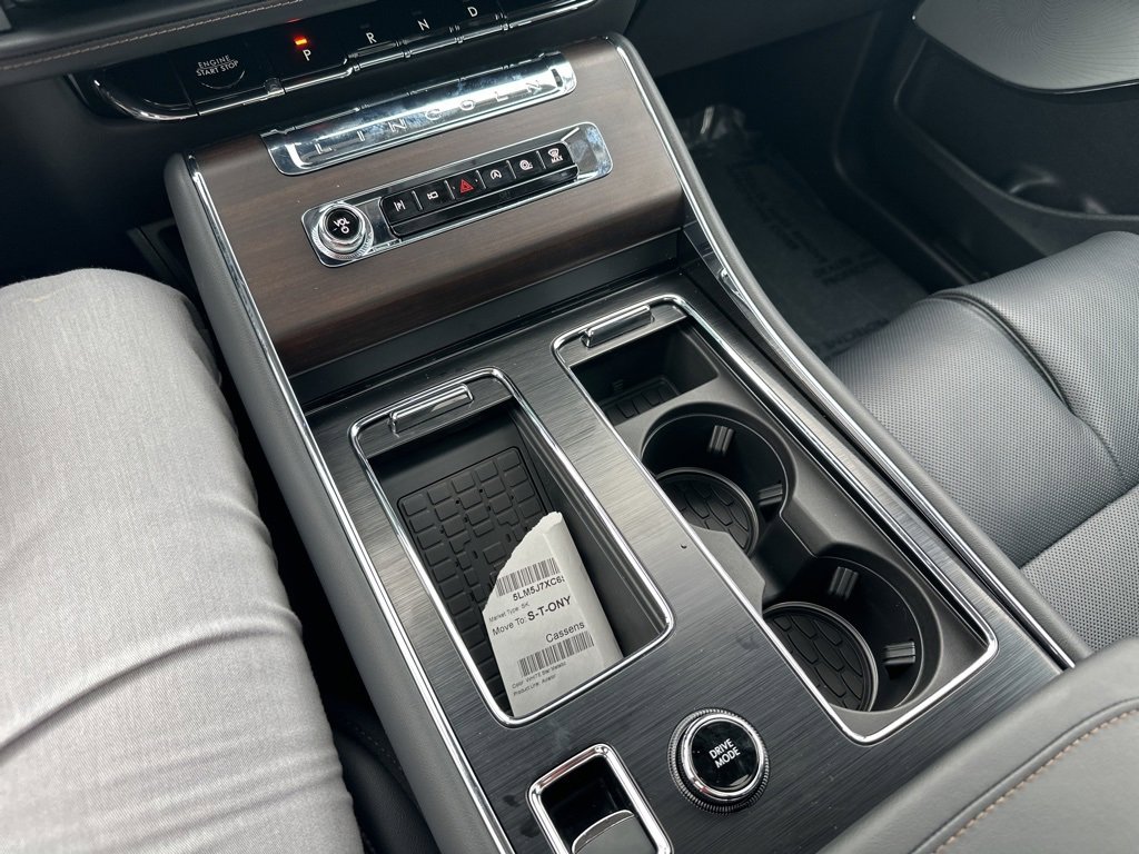 New 2025 Lincoln Aviator Reserve w/ Equipment Group 201A image 39