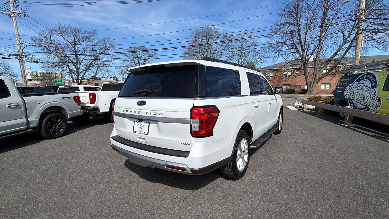 Used 2022 Ford Expedition Max XLT AWD/4WD image 7