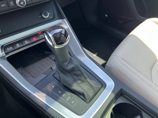 Used 2025 Audi Q3 2.0T Premium Plus w/ Premium Plus Package AWD/4WD image 21