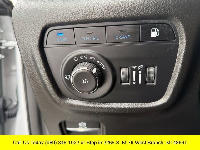 Used 2024 Jeep Grand Cherokee Overland w/ Advanced Protech Group III image 32