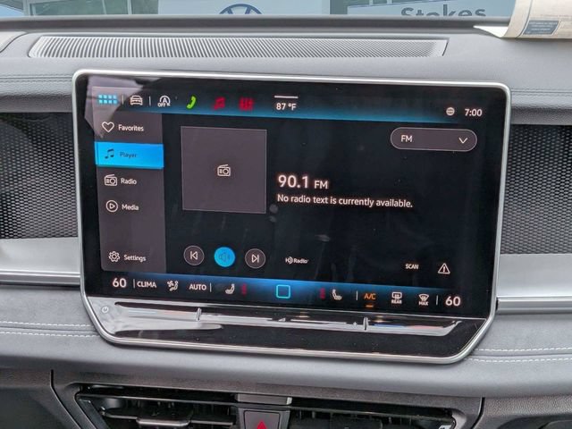 New 2026 Volkswagen Tiguan SE R-Line FWD image 18