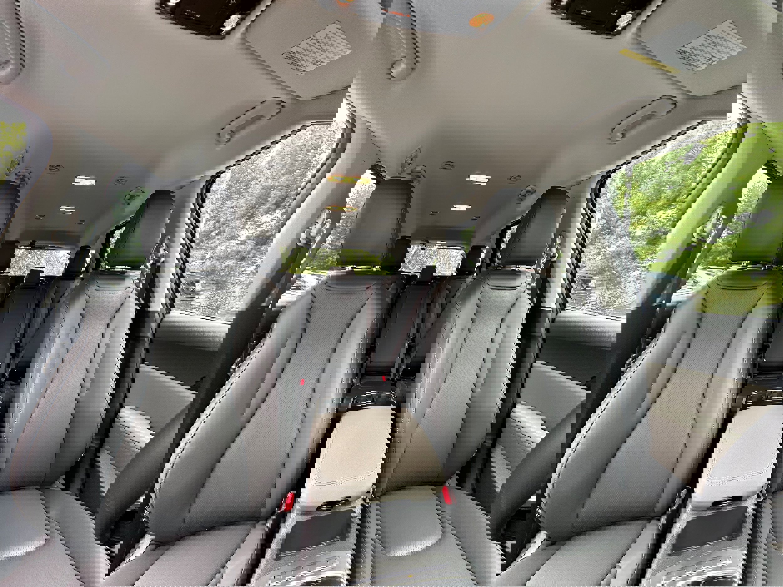 New 2026 Kia Carnival LXS image 29