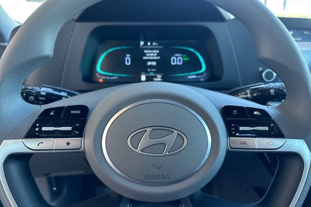 Certified 2025 Hyundai Elantra Hybrid FWD image 26