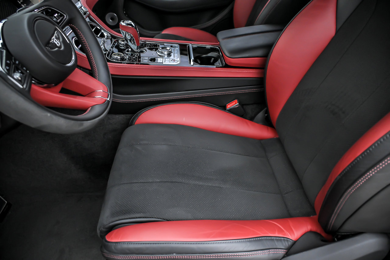 Used 2023 Bentley Continental GT V8 image 26