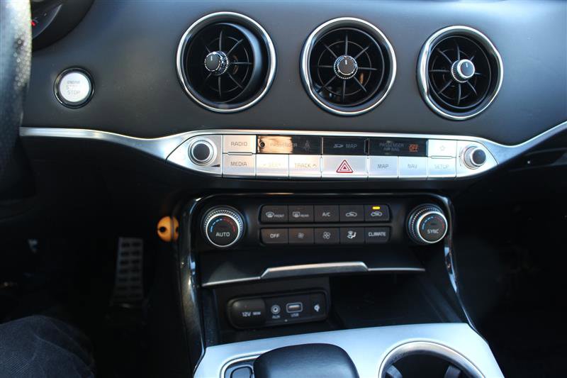 Used 2019 Kia Stinger GT2 image 20