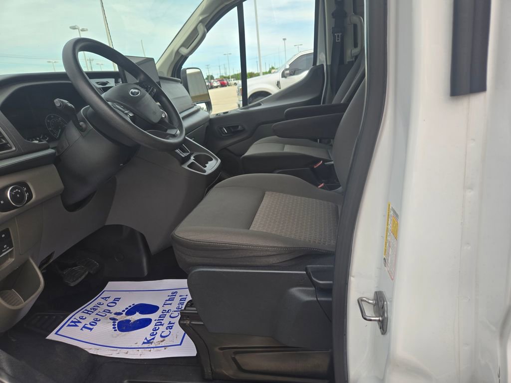 Used 2023 Ford Transit 350 XLT RWD image 7