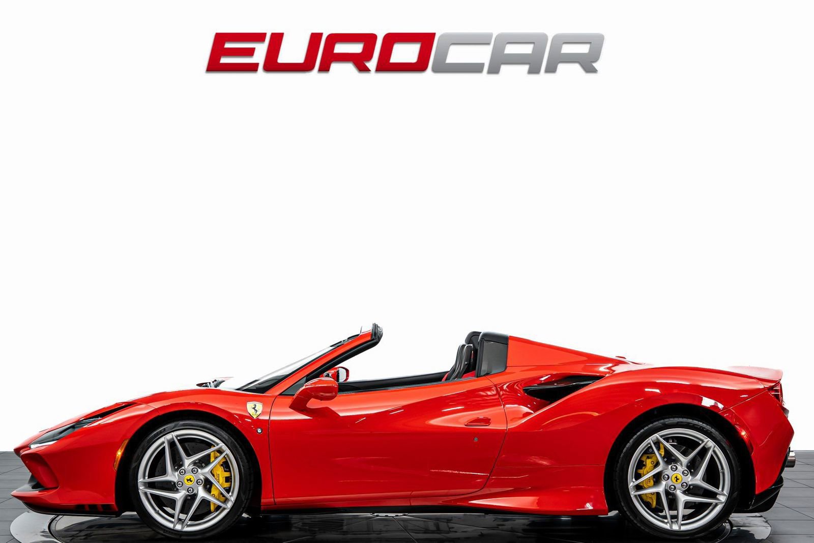 Used 2022 Ferrari F8 Tributo image 2