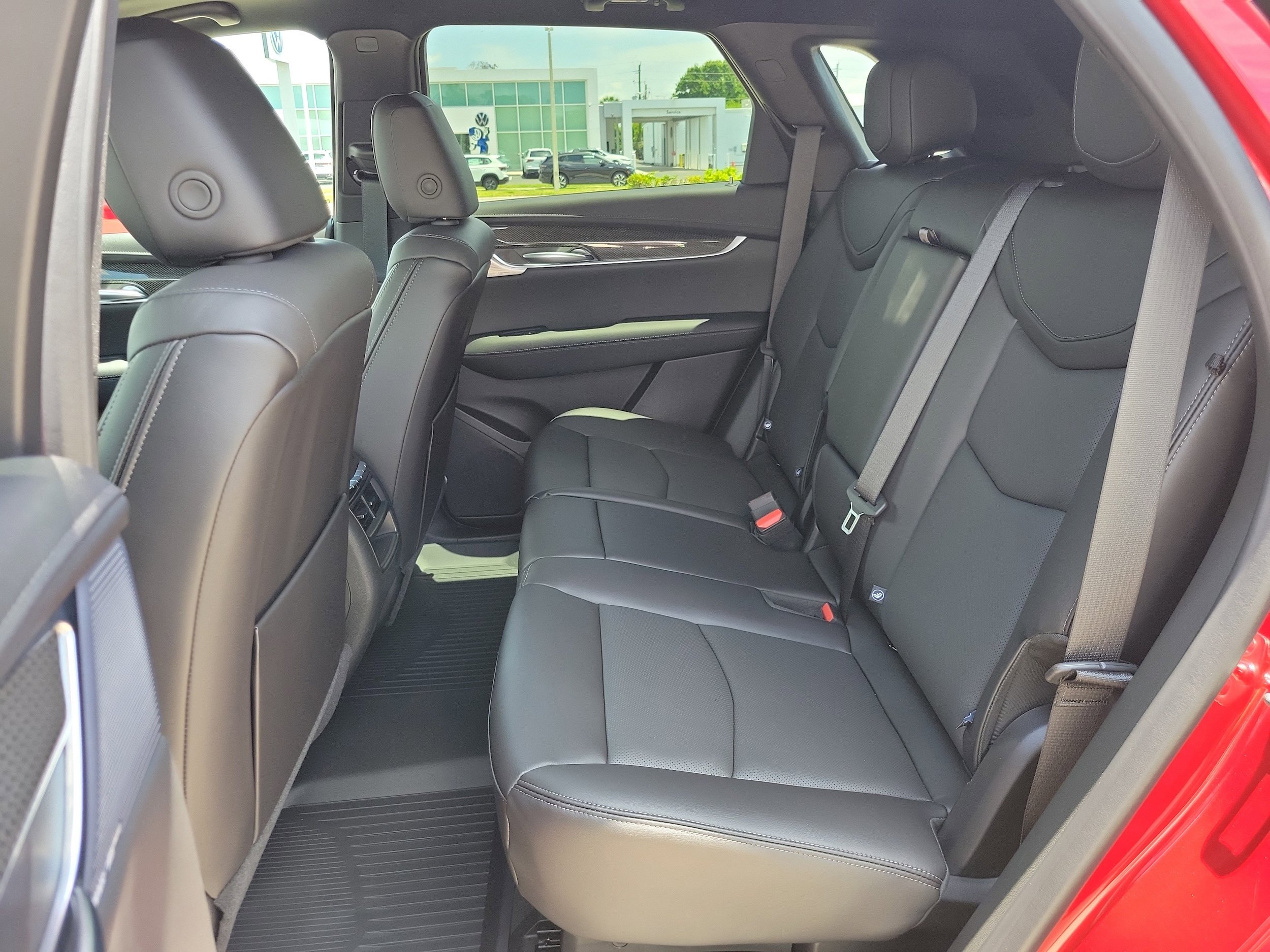 New 2026 Cadillac XT5 Sportv w/ LPO, Red Accent Package AWD/4WD image 17