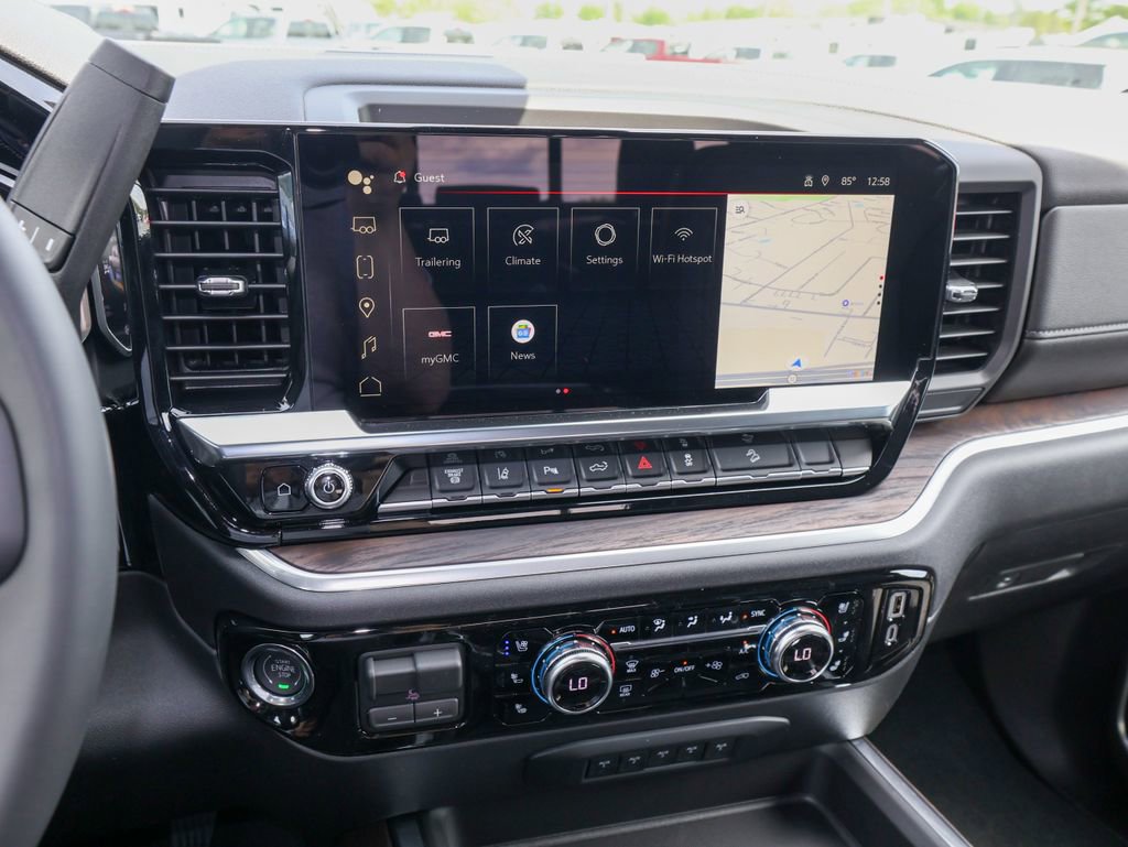 New 2026 GMC Sierra 3500 SLT w/ SLT Premium Package AWD/4WD image 16