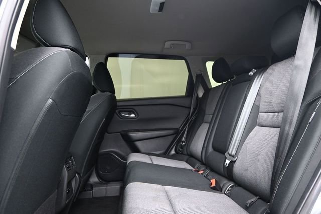 Certified 2024 Nissan Rogue SV FWD image 11