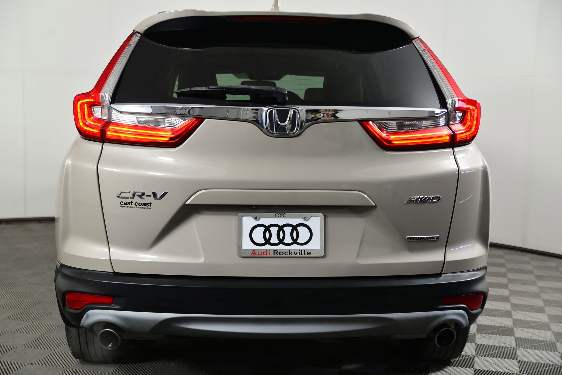 Used 2018 Honda CR-V Touring image 10