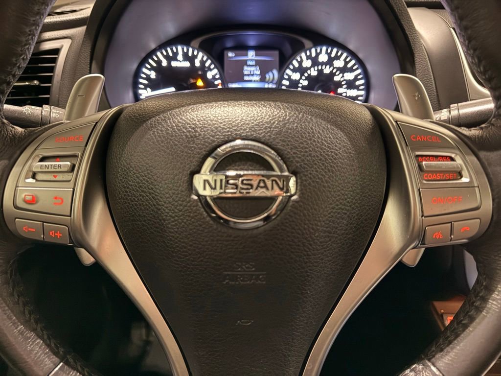 Used 2017 Nissan Altima 2.5 SR w/ Midnight Edition Package FWD image 18