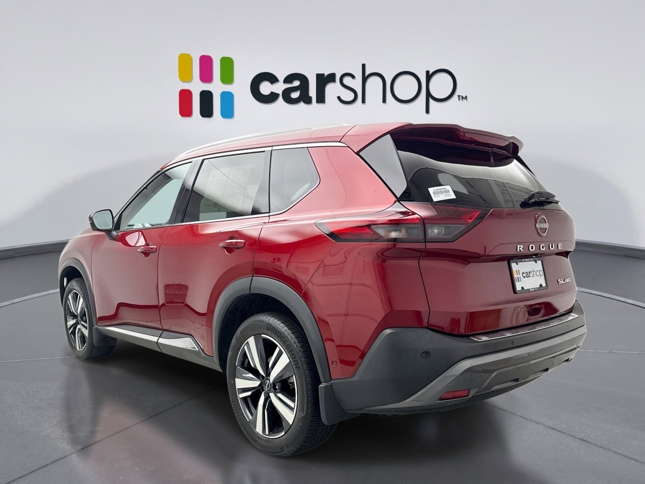 Used 2023 Nissan Rogue SL w/ SL Premium Package image 3