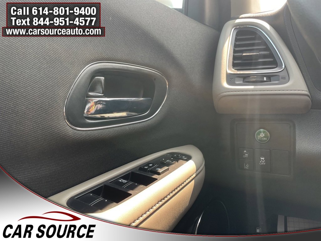 Used 2022 Honda HR-V EX image 16