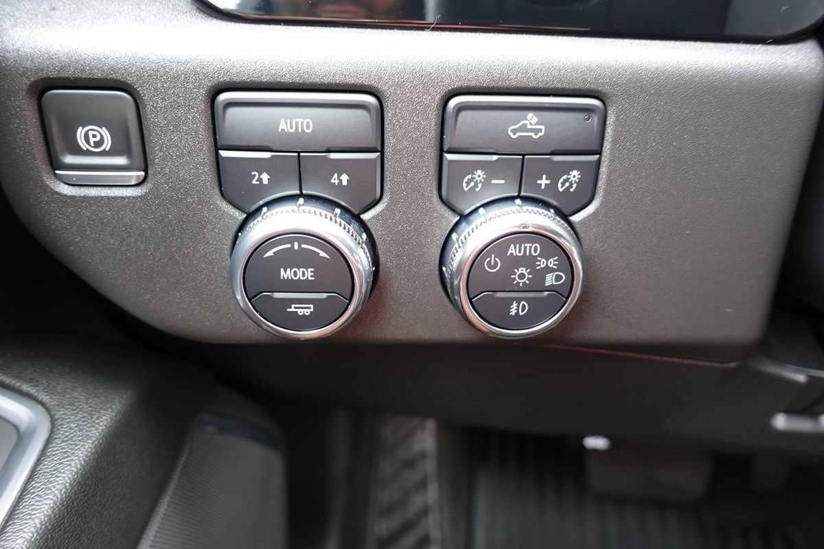 Used 2025 GMC Sierra 1500 Elevation AWD/4WD image 42
