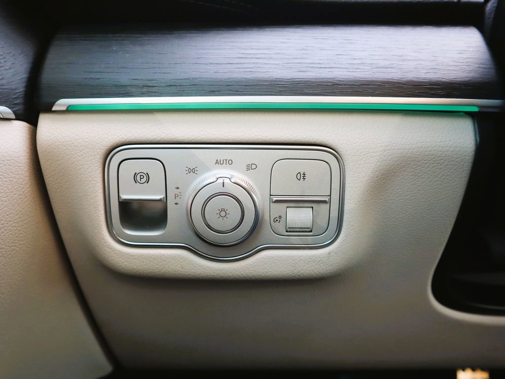 Certified 2023 Mercedes-Benz GLS 450 4MATIC image 25