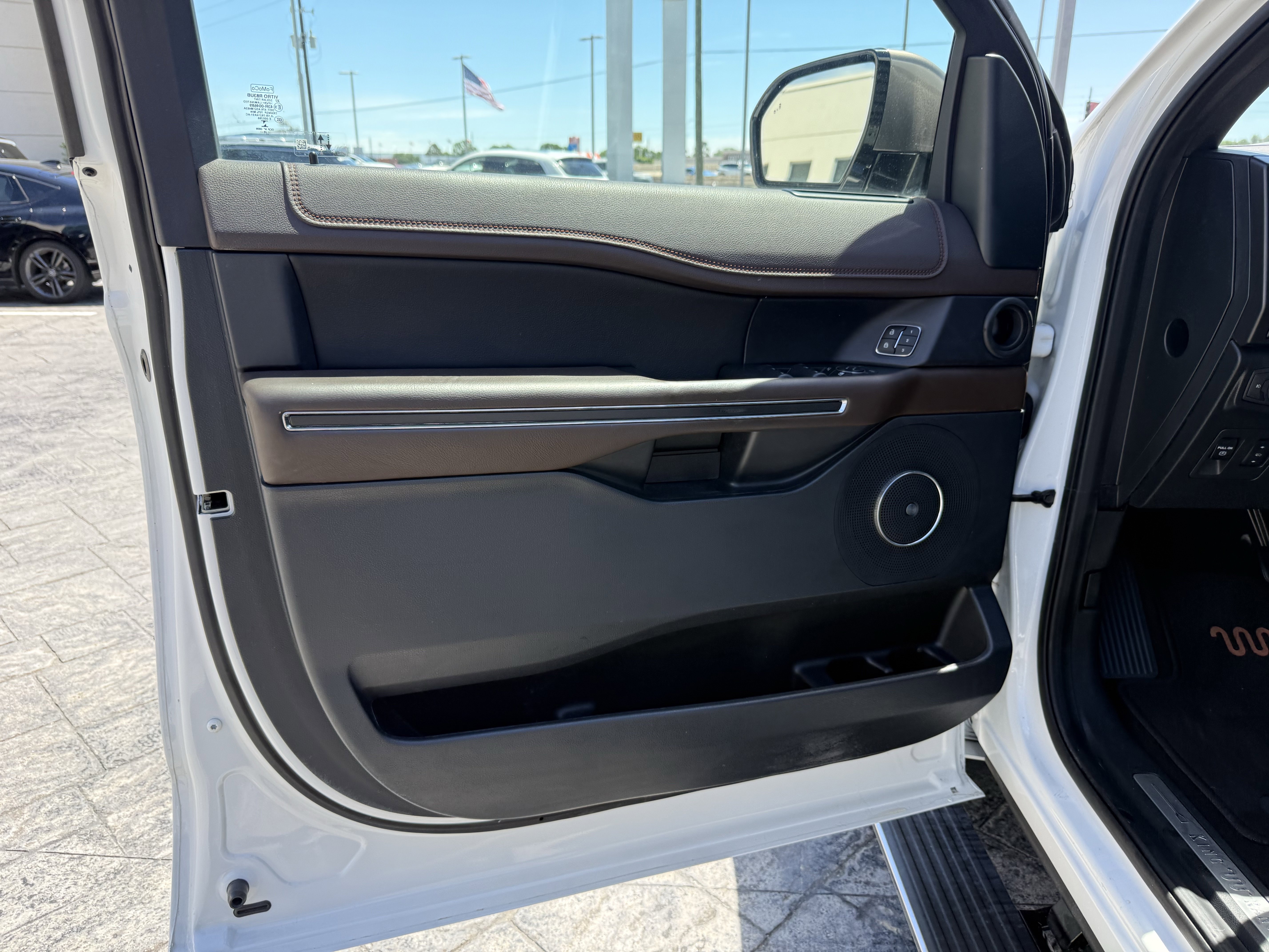 Used 2021 Ford Expedition Max King Ranch AWD/4WD image 10