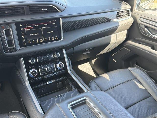 Used 2023 GMC Yukon XL Denali w/ Denali Reserve Package AWD/4WD image 29
