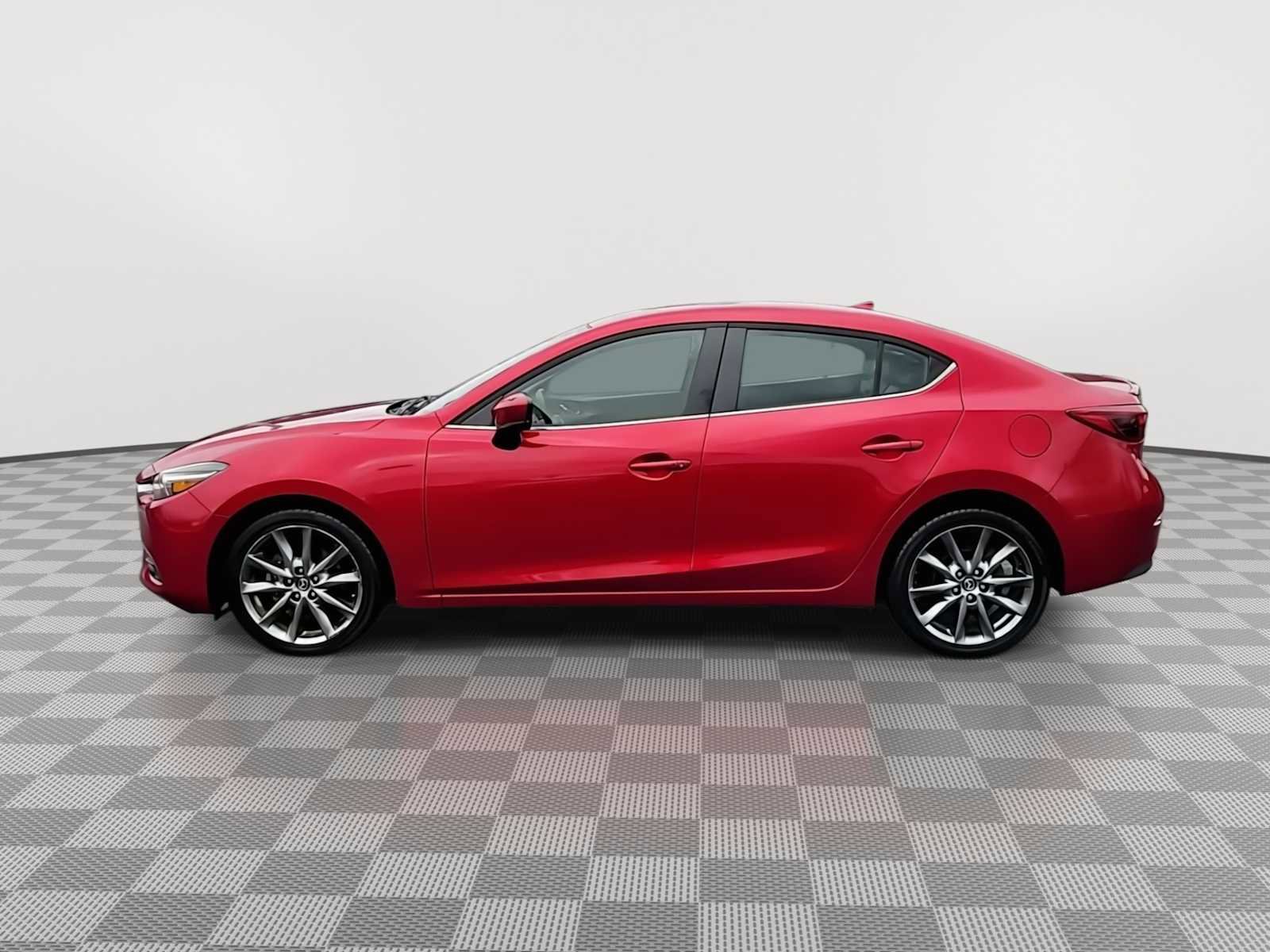 Used 2018 MAZDA MAZDA3 Grand Touring w/ Premium Equipment Package image 5
