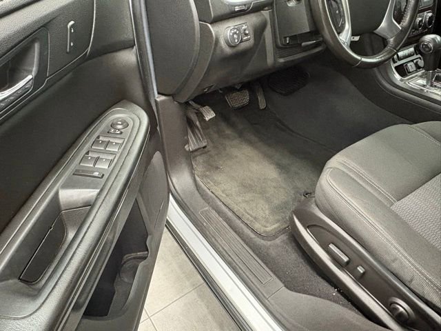 Used 2016 Chevrolet Traverse LT AWD/4WD image 12