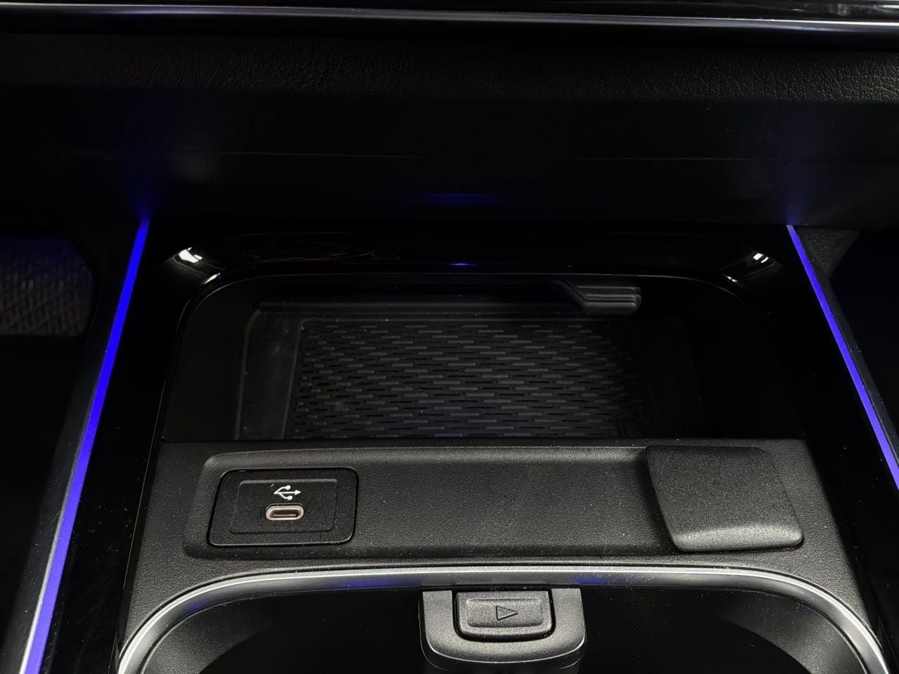 Used 2025 Mercedes-Benz GLA 250 image 28