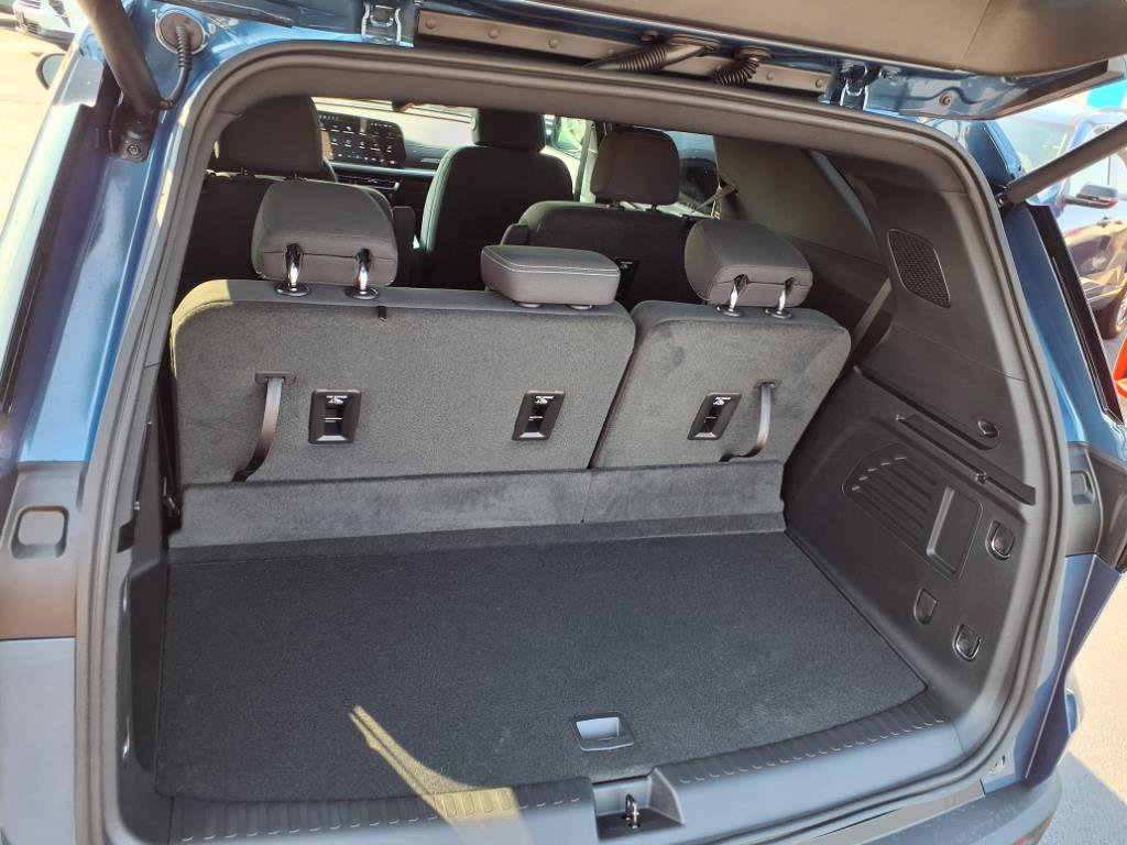 New 2026 Chevrolet Traverse LT w/ Driver Confidence Package image 21