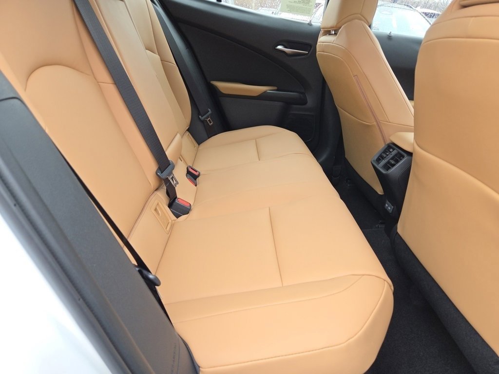 New 2025 Lexus UX 300h AWD image 5