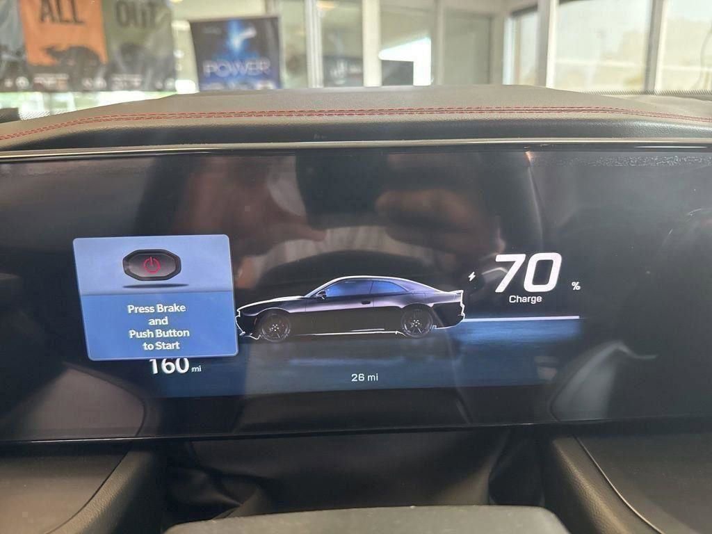 Used 2025 Dodge Charger R/T Scat Pack w/ Track Pack image 21