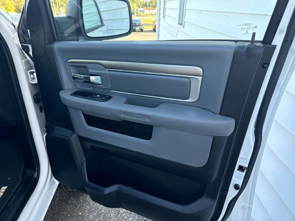 Used 2018 RAM 1500 Big Horn image 24