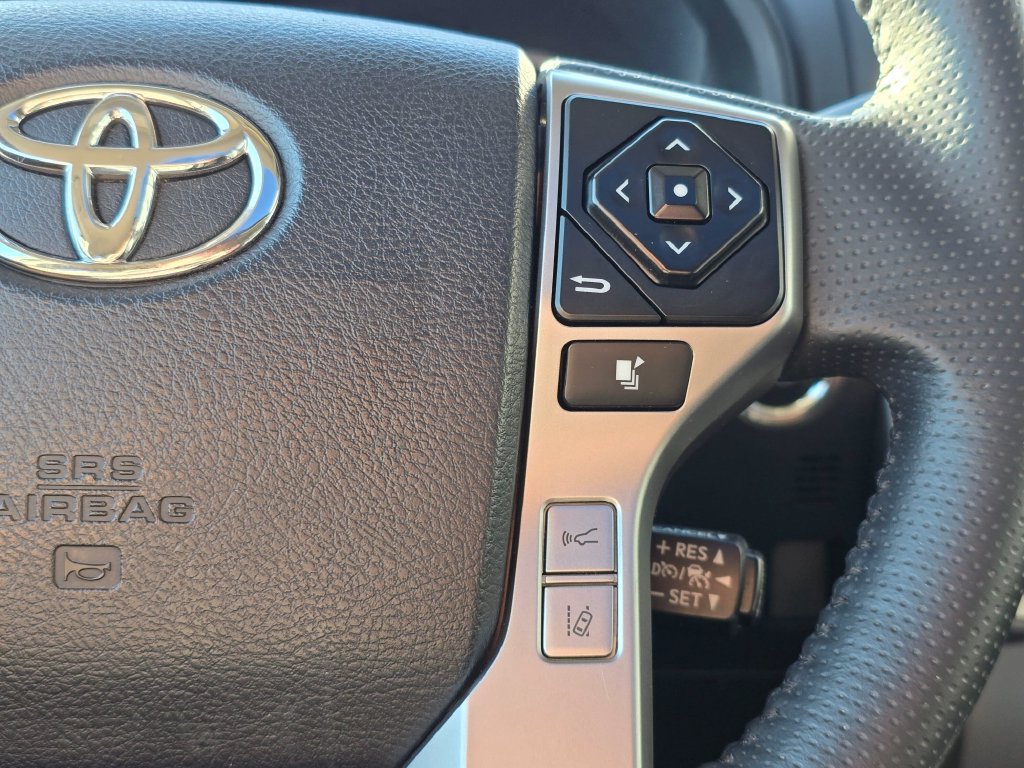 Used 2021 Toyota 4Runner Limited AWD/4WD image 29