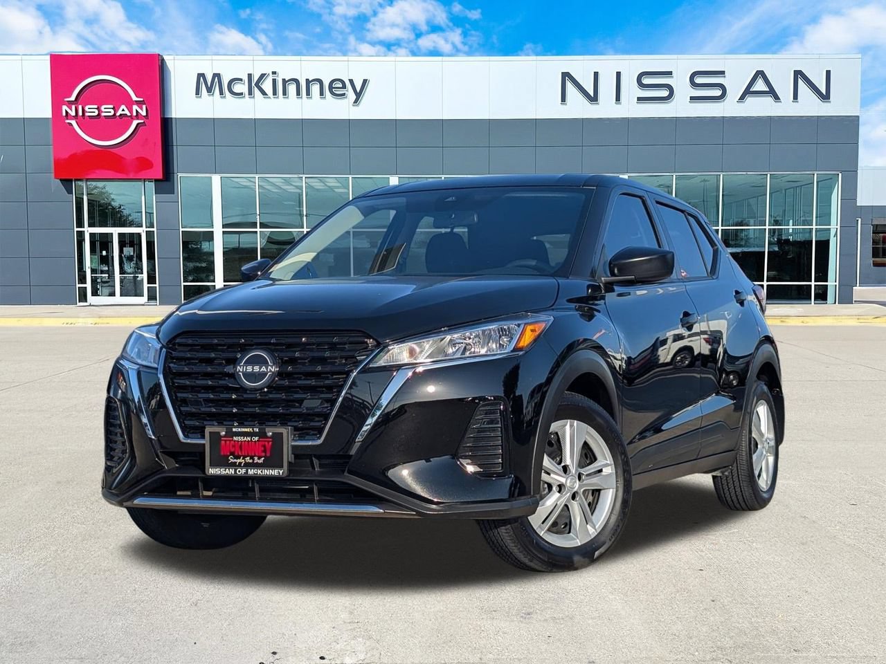 Certified 2025 Nissan Kicks Play S FWD image 1