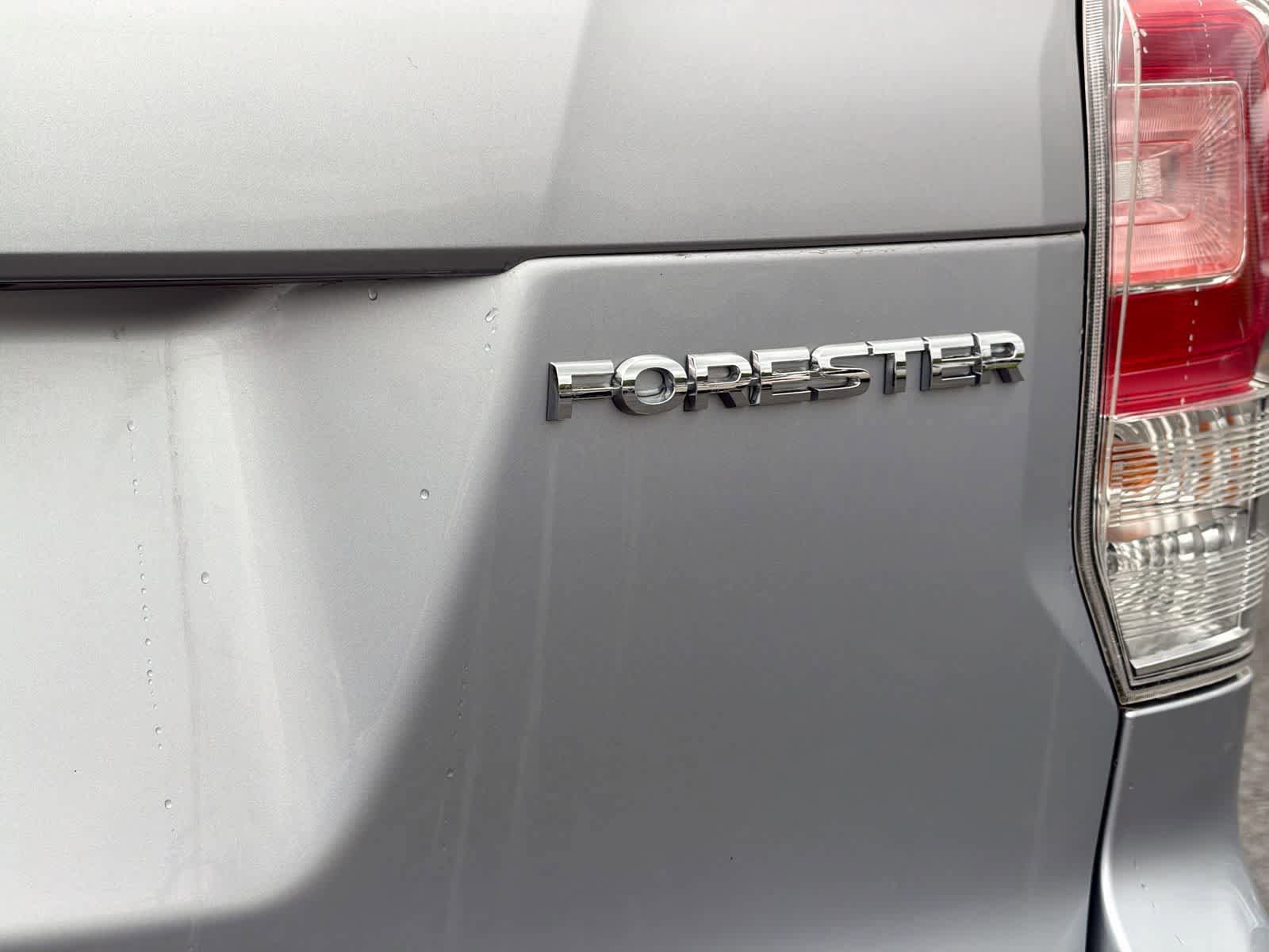 Used 2018 Subaru Forester 2.5i w/ Alloy Wheel Package AWD/4WD image 13